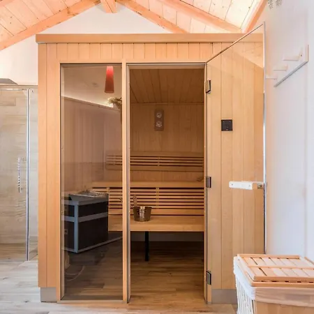 Apartment Wellness Edoardo Santa Giuliana