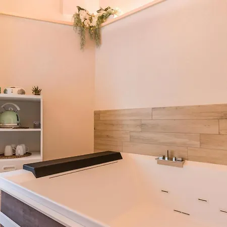 Wellness Edoardo Apartment Santa Giuliana